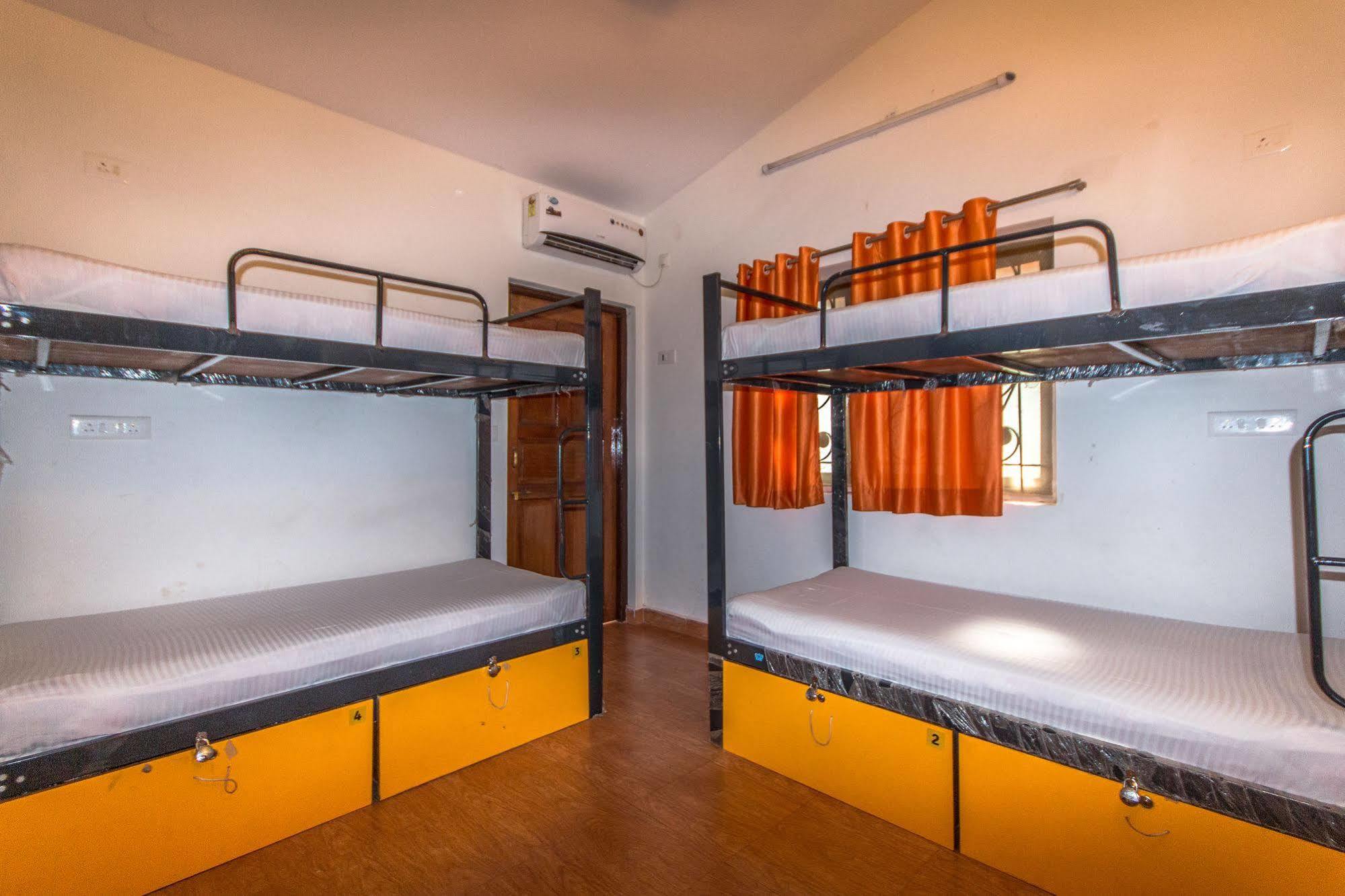 Hostel Backpacker Panda Goa Calangute Zewnętrze zdjęcie
