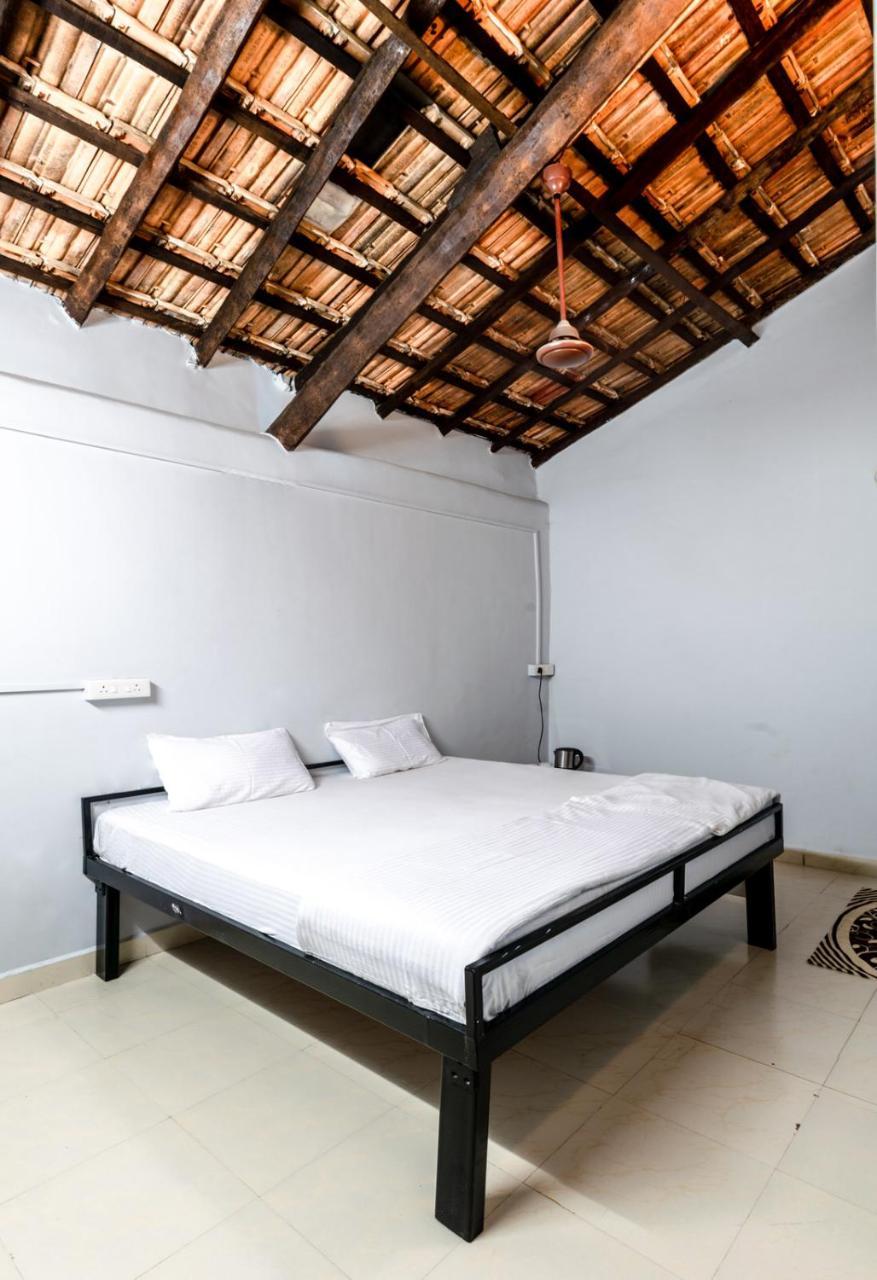 Hostel Backpacker Panda Goa Calangute Zewnętrze zdjęcie